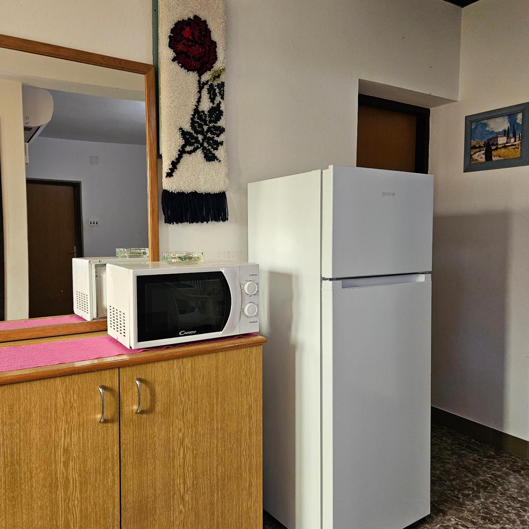 Apartman Agava Njivice Esterno foto