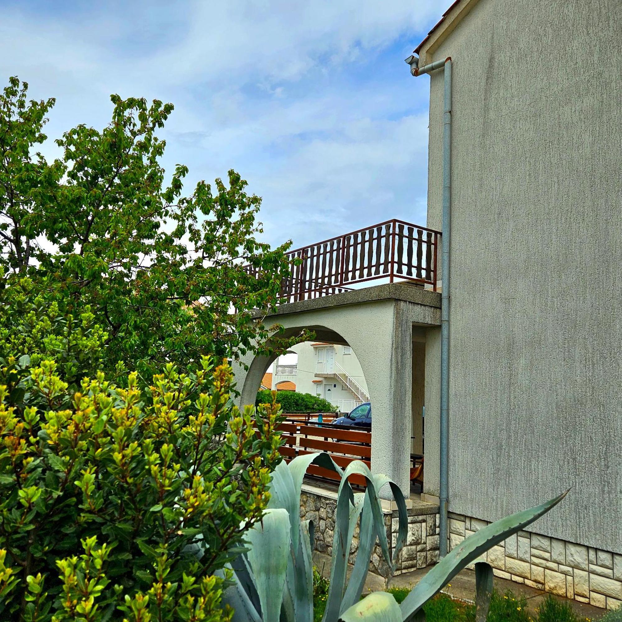 Apartman Agava Njivice Esterno foto